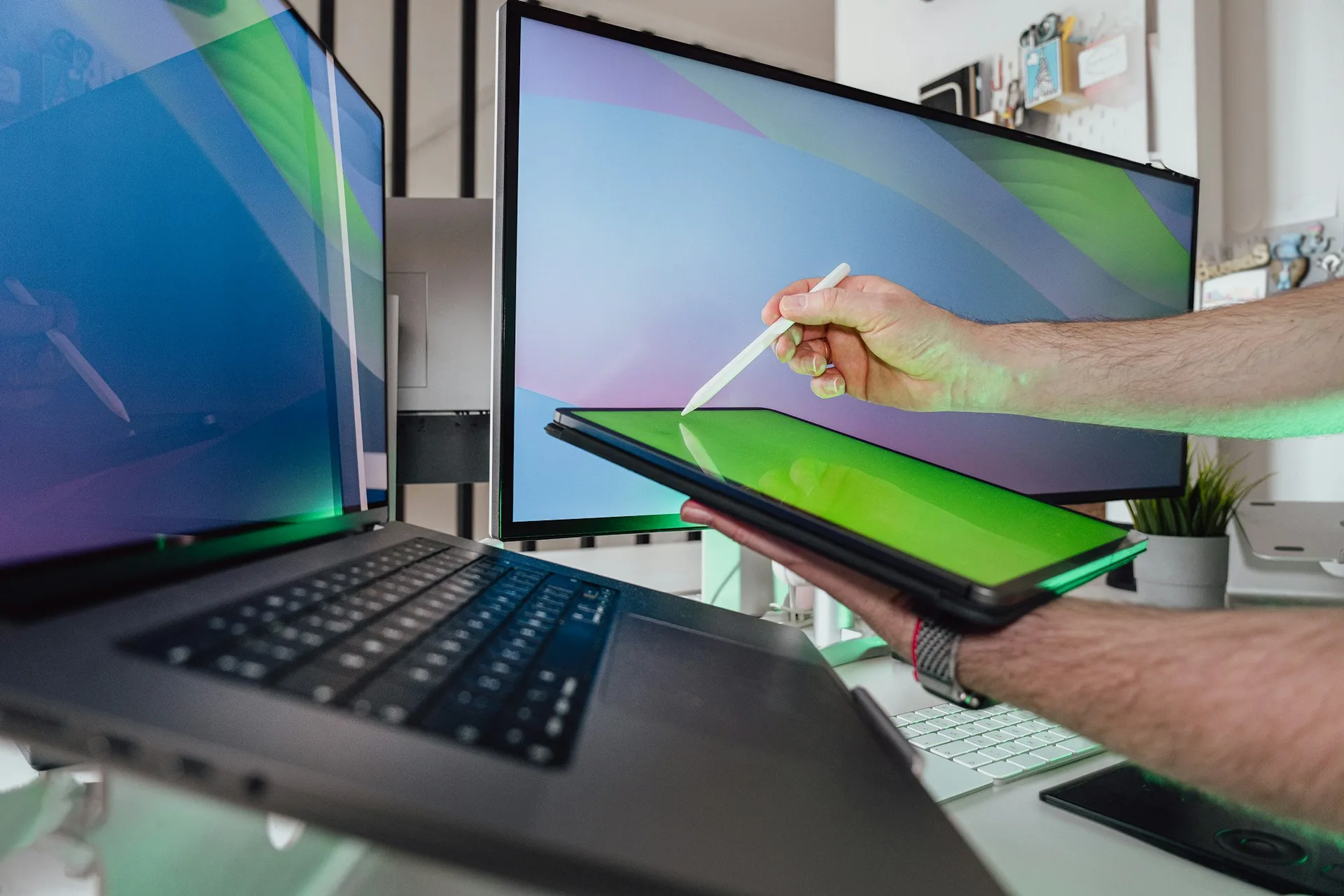 Website selber machen oder Agentur? Der ehrliche Vergleich